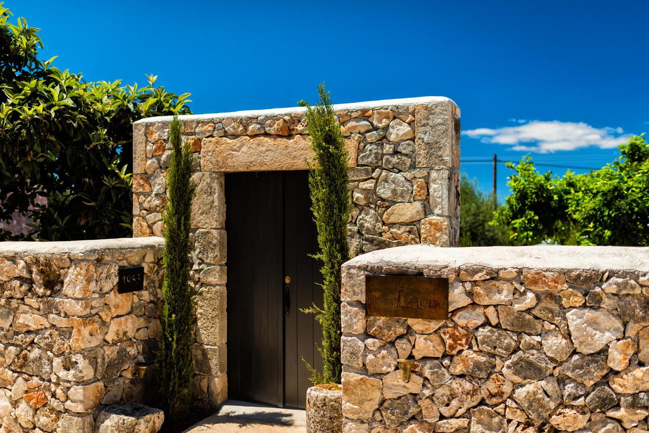 North Point Rooms Antipata  Exterior photo